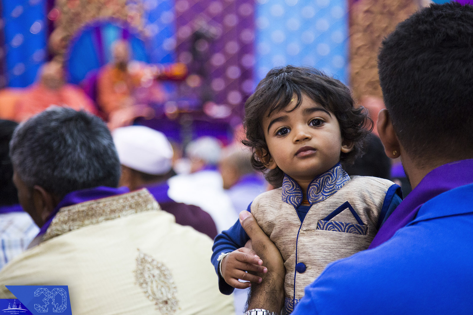 105  - ©1987-2017 SKS Swaminarayan Temple East London